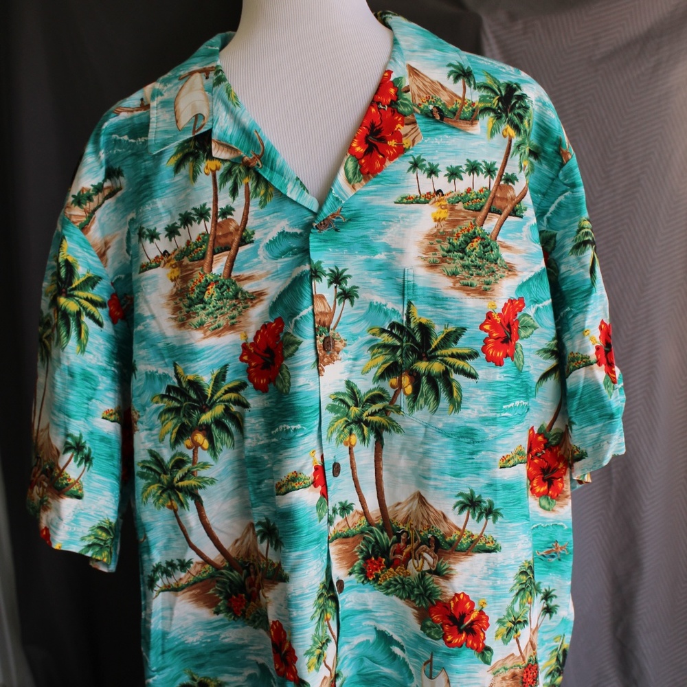NEW Men's Hawaiian Shirt